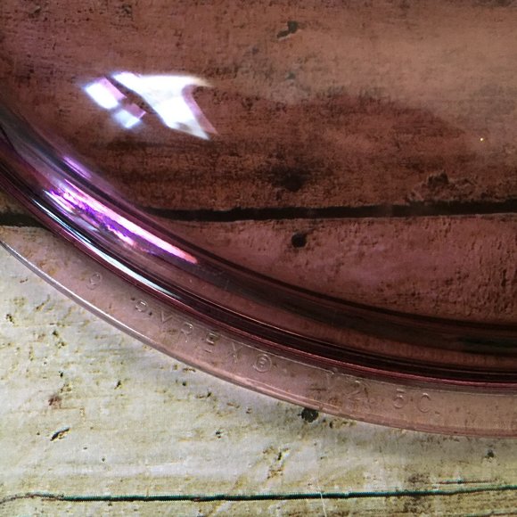 Vintage Pyrex Cranberry/Purple Glass Lid - Picture 3 of 4